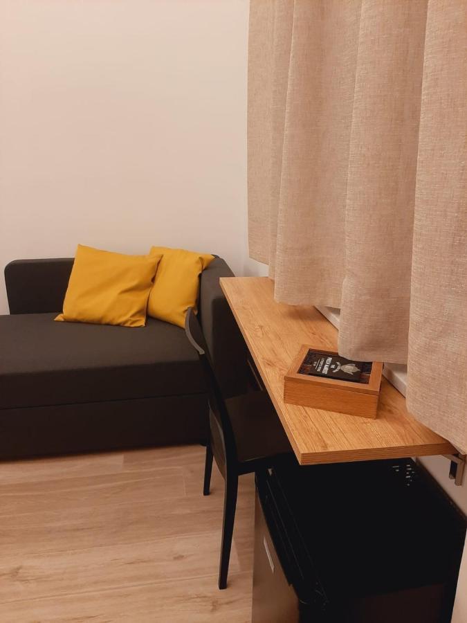 Eat&Stay B&B Pompeja Zewnętrze zdjęcie